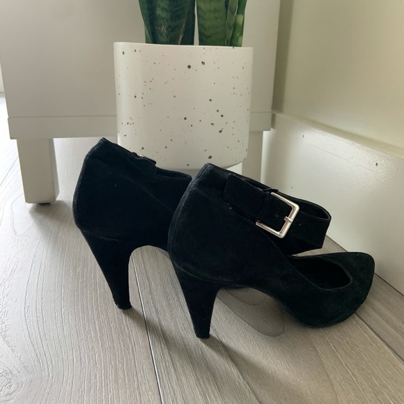Nine West sleek black heels - Picture 4 of 4